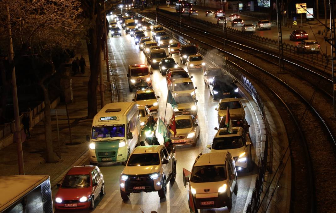 Konya'da sokaklarda aynı öfke! Yüzlerce araçlık konvoy bunun için tek yürek oldu 10